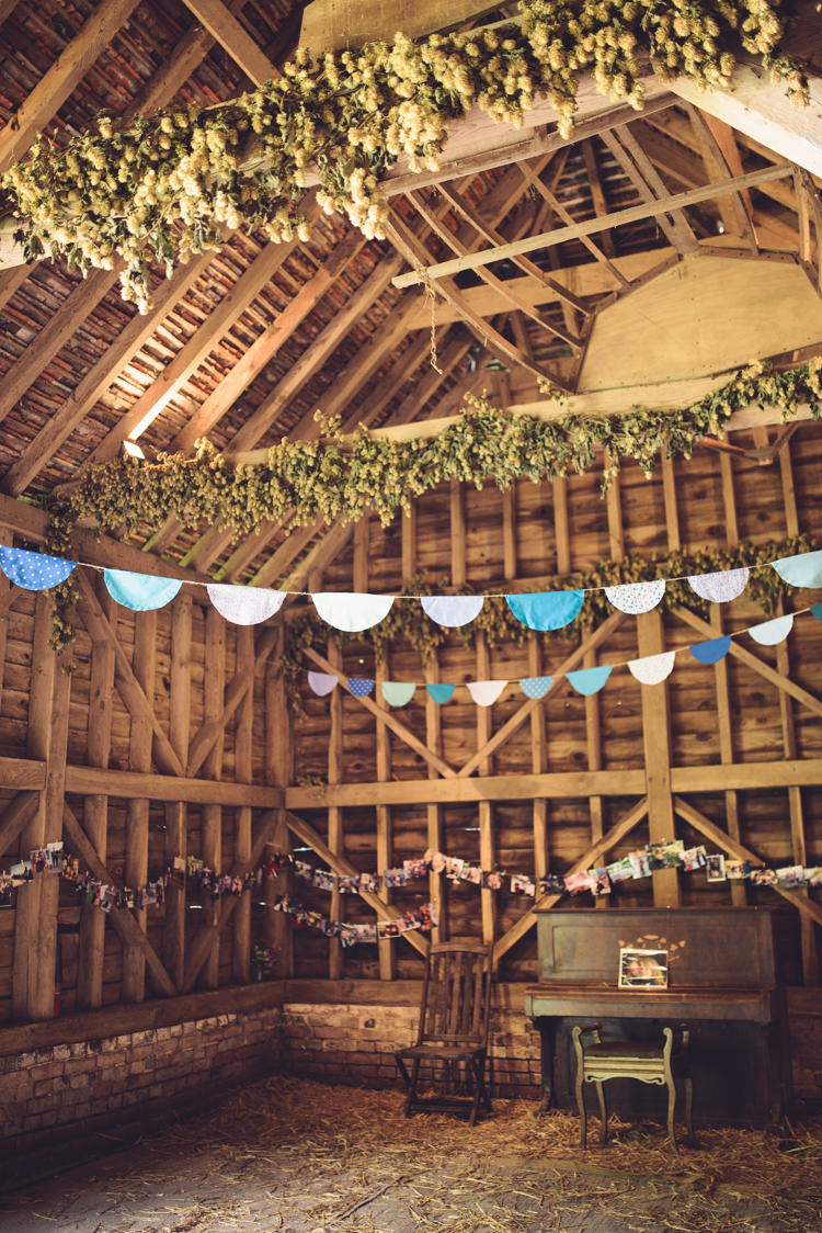 Semi Circle Bunting Barn Hand Crafted Vintage Woodland Wedding http://www.jennawoodward.com/