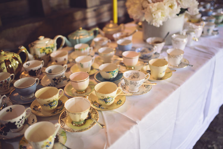 Hand Crafted Vintage Woodland Wedding http://www.jennawoodward.com/