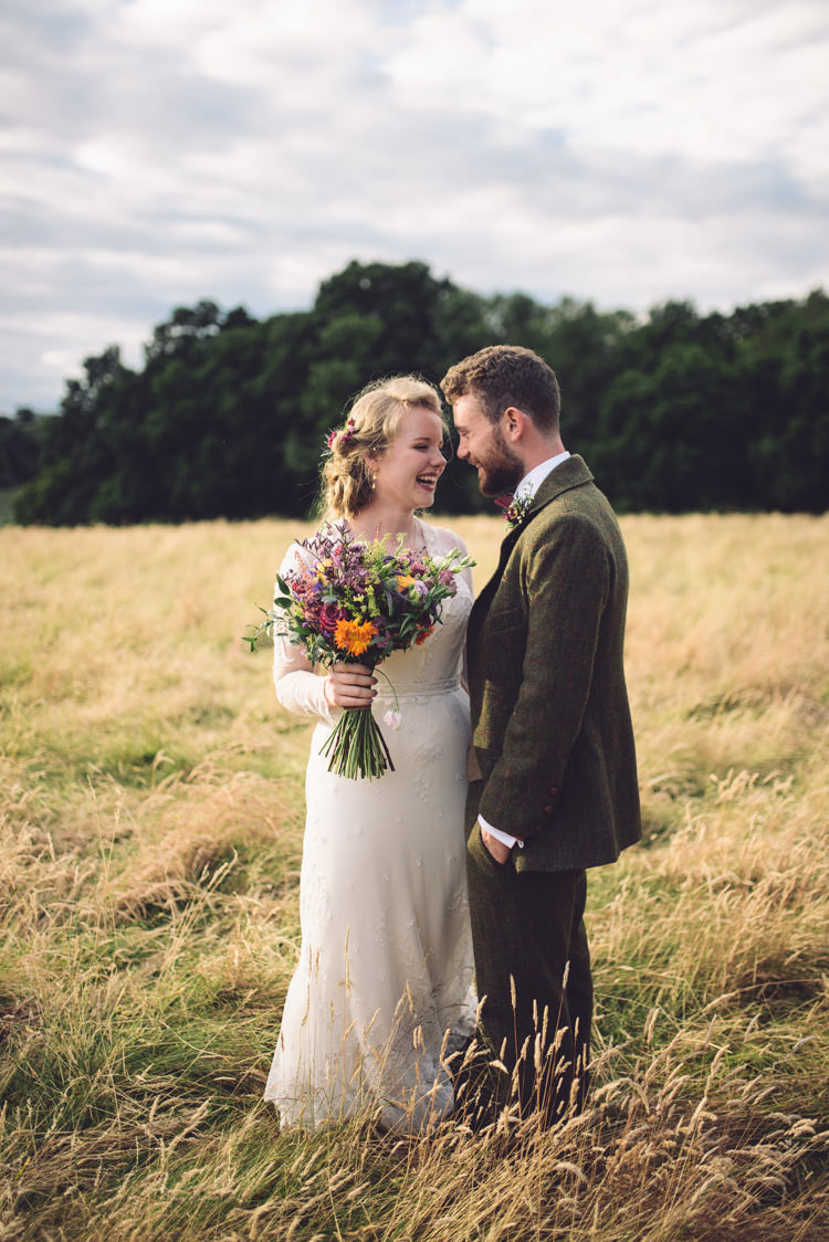 Hand Crafted Vintage Woodland Wedding http://www.jennawoodward.com/