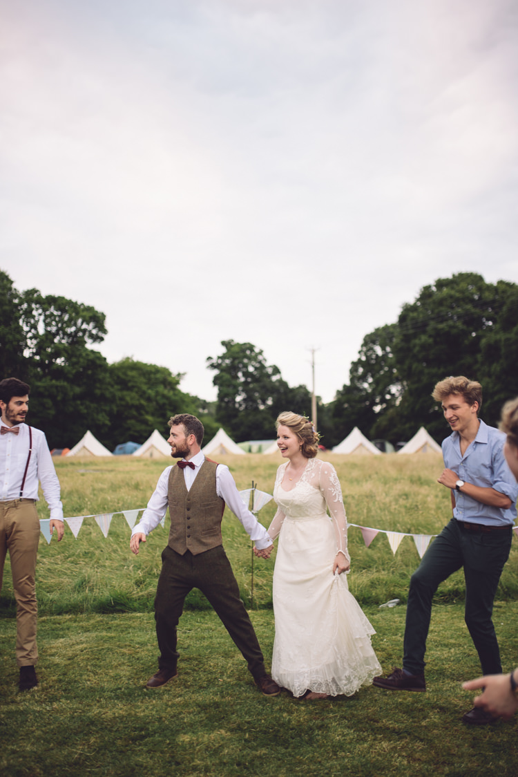 Hand Crafted Vintage Woodland Wedding http://www.jennawoodward.com/