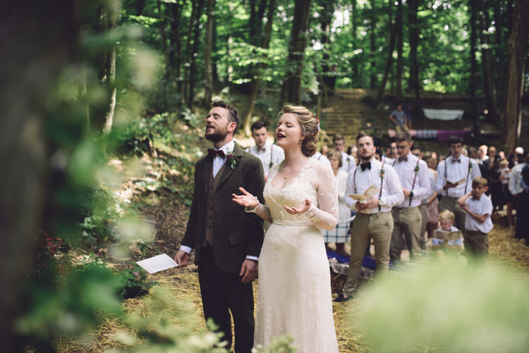 Hand Crafted Vintage Woodland Wedding http://www.jennawoodward.com/