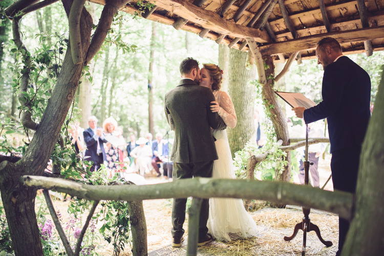 Hand Crafted Vintage Woodland Wedding http://www.jennawoodward.com/