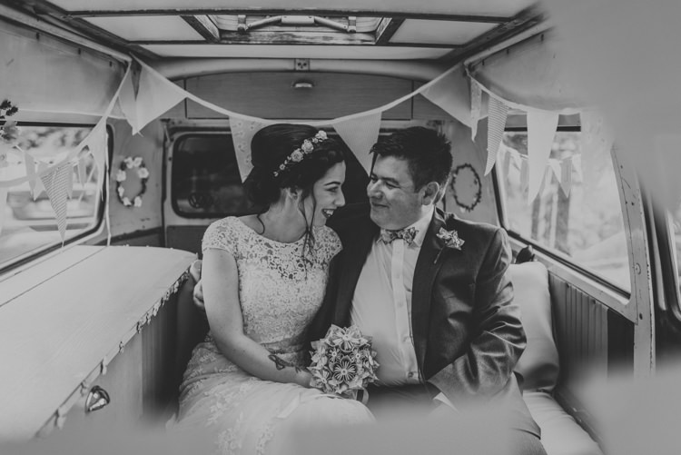DIY Pastel Creative Wedding http://www.baiandelle.com/