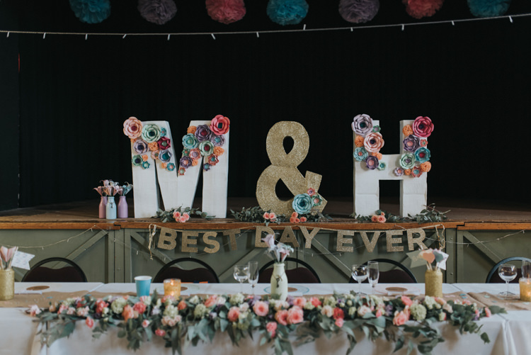 Top Table Decor Letters Flowers Bunting DIY Pastel Creative Wedding http://www.baiandelle.com/