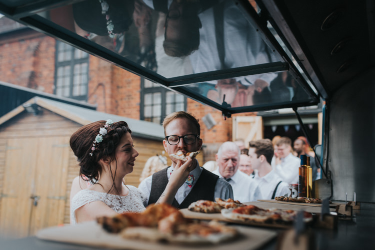 DIY Pastel Creative Wedding http://www.baiandelle.com/
