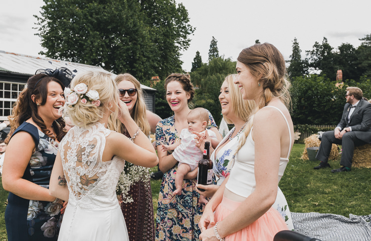 Pastel Pretty Summer Picnic Wedding http://www.loveluella.co.uk/