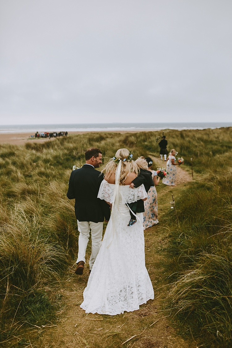 Beautiful Bohemian Beach Glamping Wedding http://www.thecurries.co/