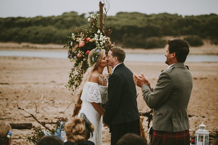 Beautiful Bohemian Beach Glamping Wedding http://www.thecurries.co/