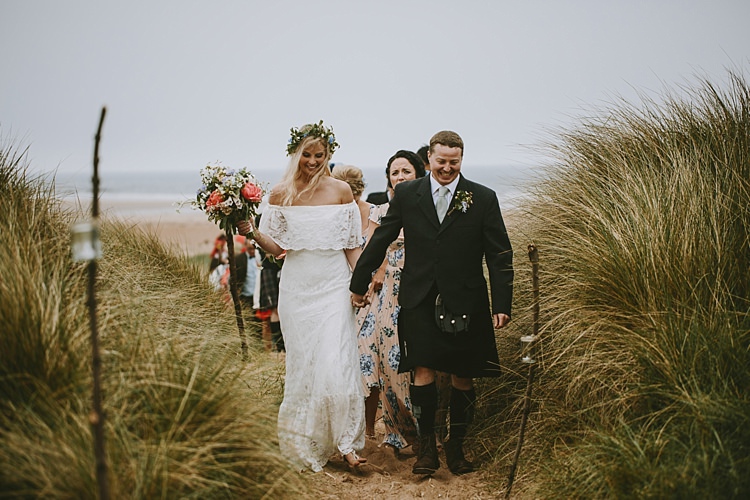 Beautiful Bohemian Beach Glamping Wedding http://www.thecurries.co/