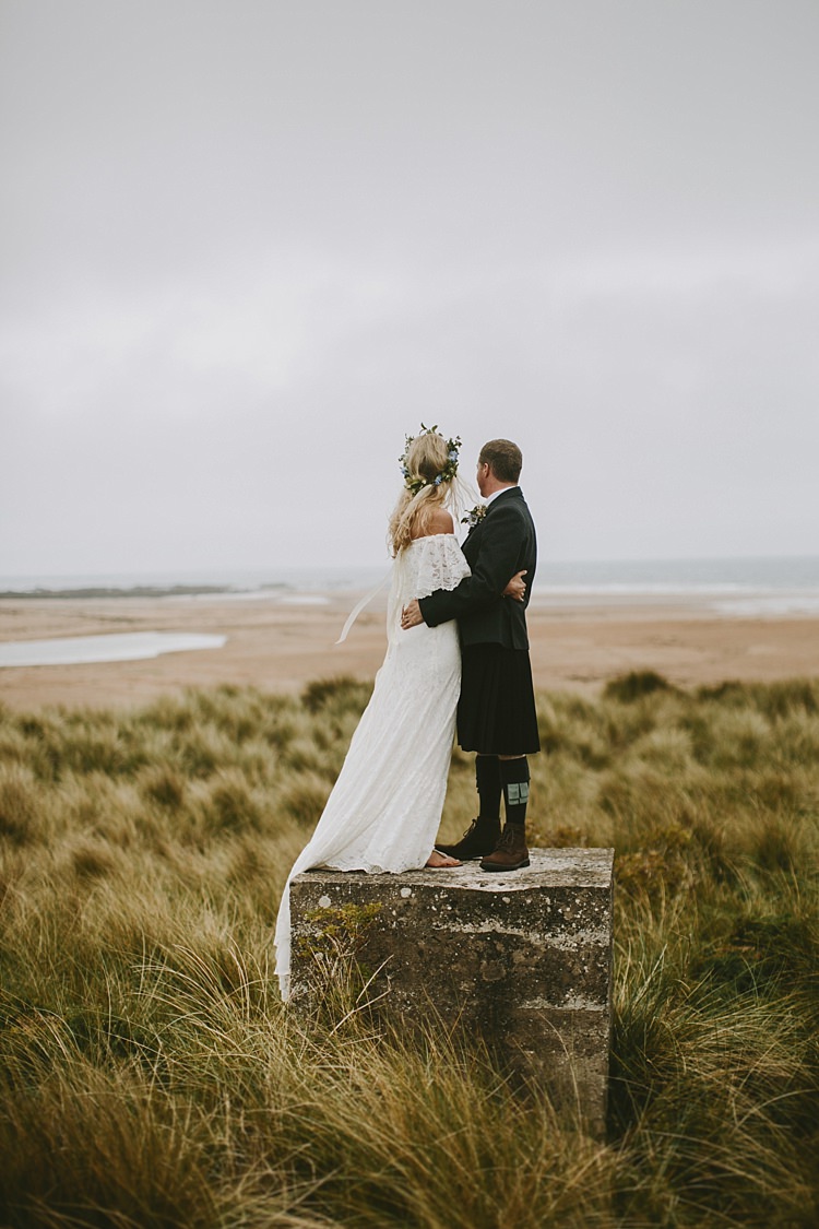 Beautiful Bohemian Beach Glamping Wedding, image size:750x1125