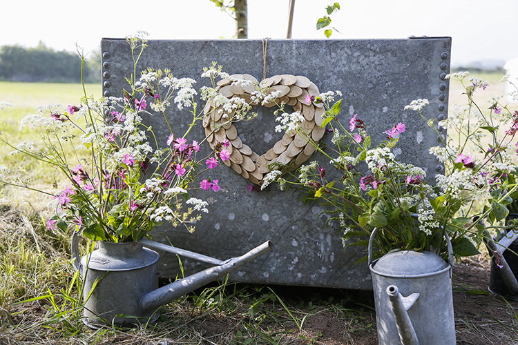 Country Cornish Pastel Beach Wedding http://www.slr-weddingphotography.co.uk/