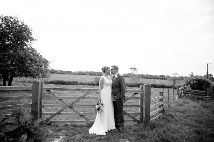 Intimate Simple Country Barn Wedding http://joannabrownphotography.com/