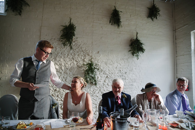 Intimate Simple Country Barn Wedding http://joannabrownphotography.com/