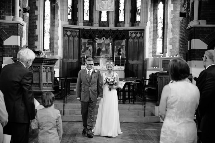 Intimate Simple Country Barn Wedding http://joannabrownphotography.com/