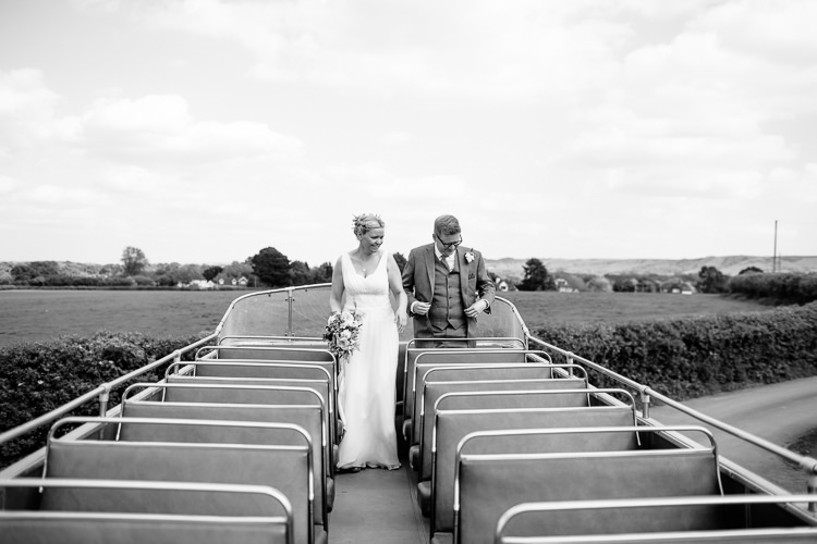 Intimate Simple Country Barn Wedding http://joannabrownphotography.com/