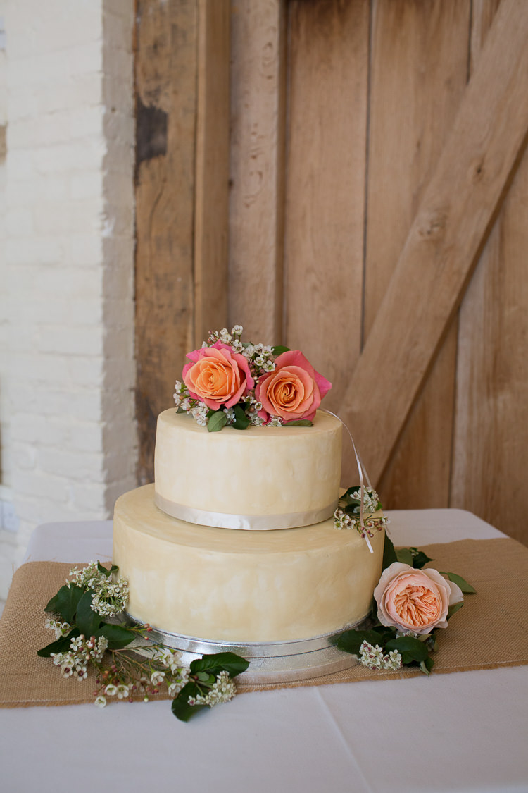 Iced Cake Flowers Orange Peach Coral Intimate Simple Country Barn Wedding http://joannabrownphotography.com/