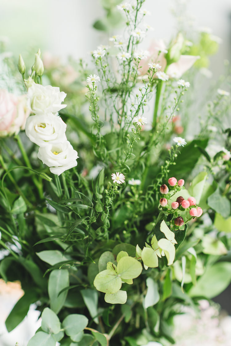 White Flowers Wild Natural Pretty Pink Floral Garden Wedding https://www.georgimabee.com/