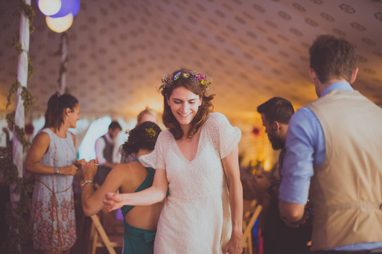 Colourful Woodland Humanist Wedding http://sashaweddings.co.uk/