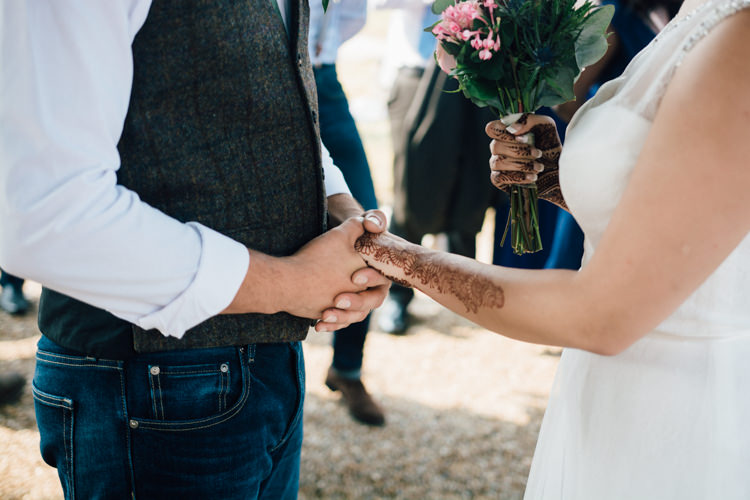 Home Made Rustic Barn Wedding http://www.sarahfleetphotography.com/