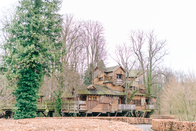 Alnwick Garden Treehouse Magical Spring Treehouse Wedding http://sarahjaneethan.co.uk/