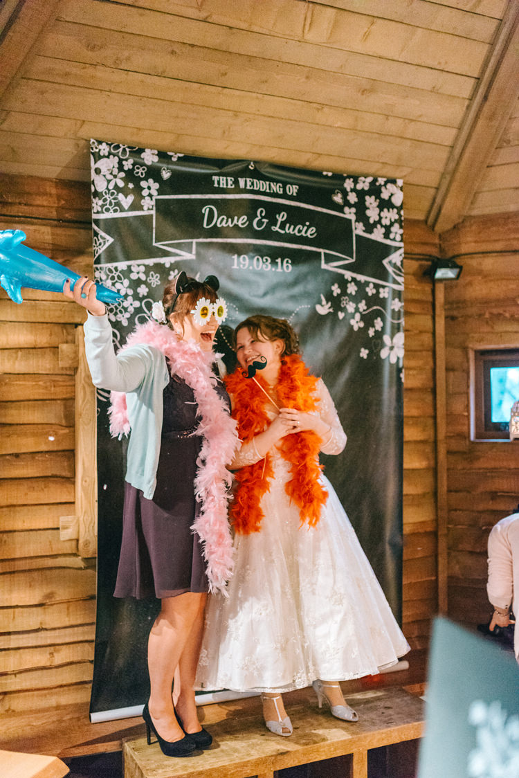 Photo Booth Backdrop Magical Spring Treehouse Wedding http://sarahjaneethan.co.uk/