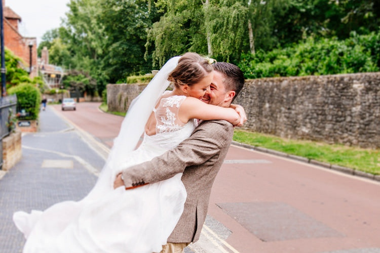 Fresh Relaxed Romantic Pink Green Pub Wedding http://www.els-photography.com/