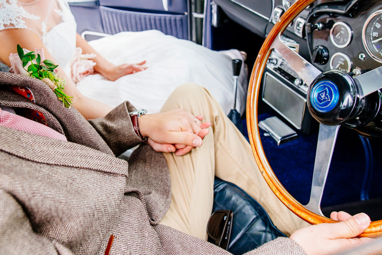 Fresh Relaxed Romantic Pink Green Pub Wedding http://www.els-photography.com/