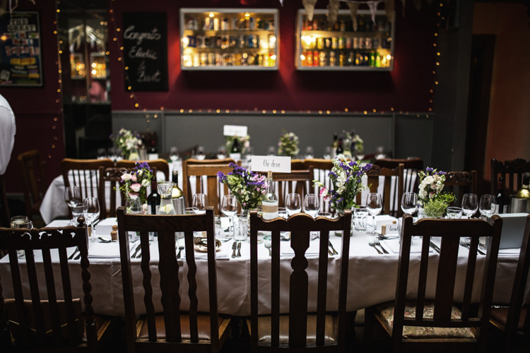 Mismatched London Pub Wedding http://www.olliverphotography.com/