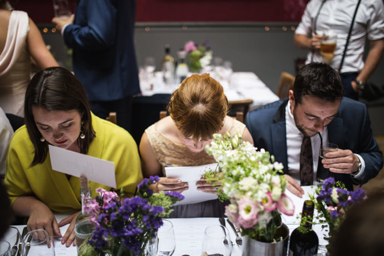 Mismatched London Pub Wedding http://www.olliverphotography.com/