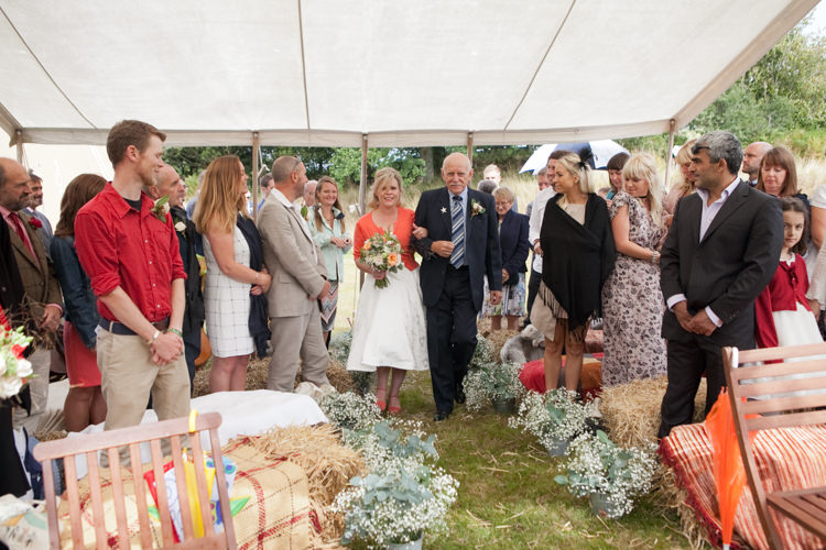 Rustic Outdoor Rural Tipi Wedding http://emmastonerweddings.com/
