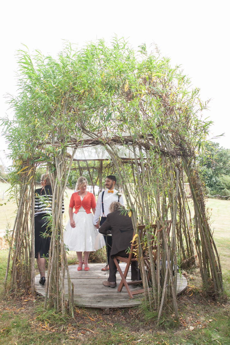 Rustic Outdoor Rural Tipi Wedding http://emmastonerweddings.com/