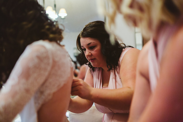 Pretty Festival Barn Countryside Wedding http://www.claretamim.co.uk/
