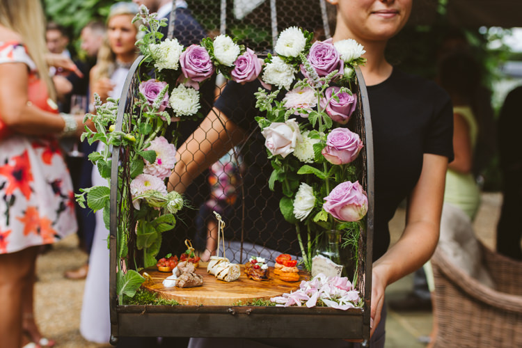 Canapes Flowers Kalm Kitchen Pretty Festival Barn Countryside Wedding http://www.claretamim.co.uk/