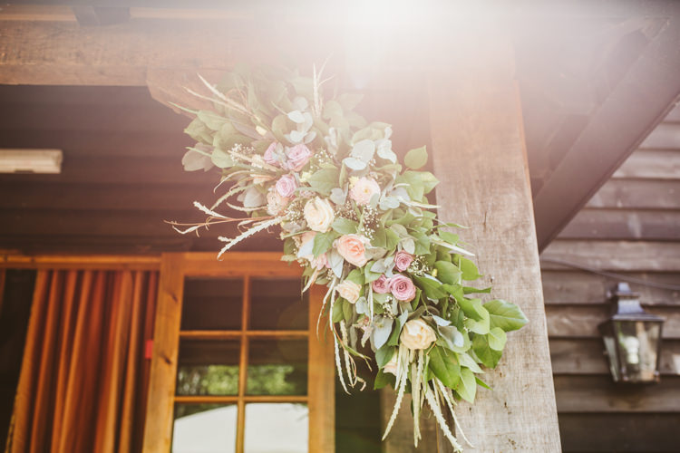 Pretty Festival Barn Countryside Wedding http://www.claretamim.co.uk/