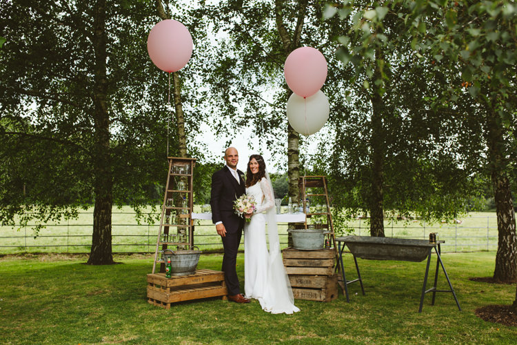 Balloons Ladder Decor Pretty Festival Barn Countryside Wedding http://www.claretamim.co.uk/