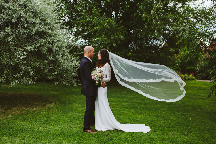Pretty Festival Barn Countryside Wedding http://www.claretamim.co.uk/