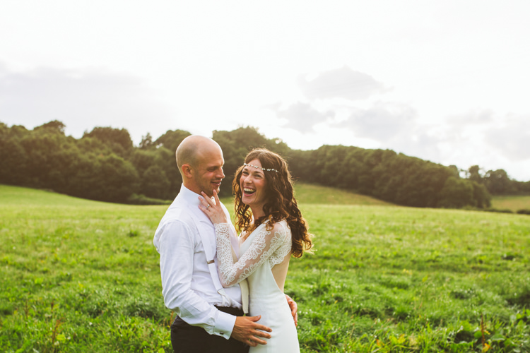 Pretty Festival Barn Countryside Wedding http://www.claretamim.co.uk/