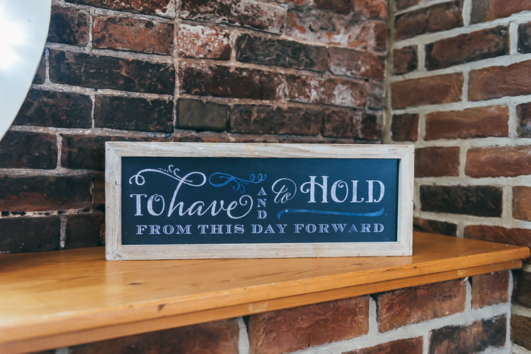 Relaxed Boho Barn Wedding http://www.fcphotography.co.uk/