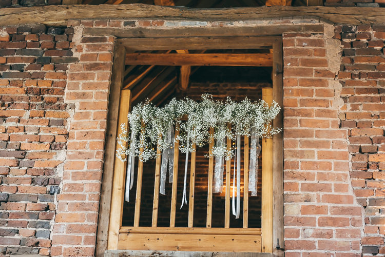 Relaxed Boho Barn Wedding http://www.fcphotography.co.uk/