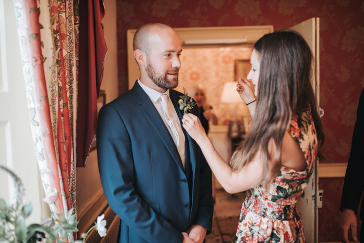 Floral Autumn Country House Wedding http://pearbearphotography.com/