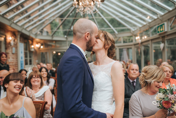 Floral Autumn Country House Wedding http://pearbearphotography.com/