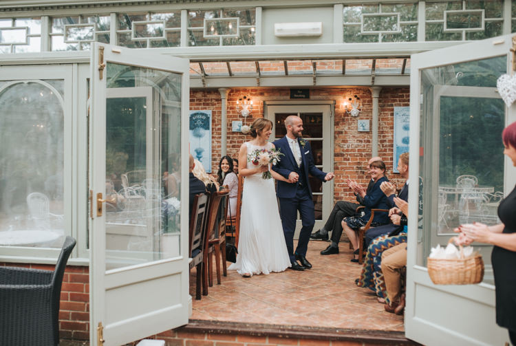 Floral Autumn Country House Wedding http://pearbearphotography.com/