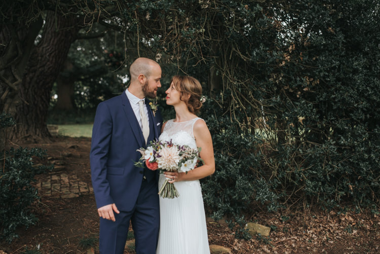Floral Autumn Country House Wedding http://pearbearphotography.com/
