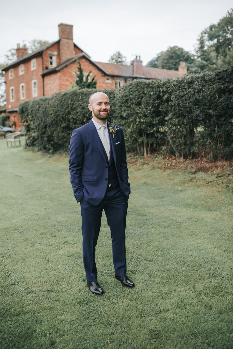 Navy Paul Smith Suit Groom Floral Autumn Country House Wedding http://pearbearphotography.com/