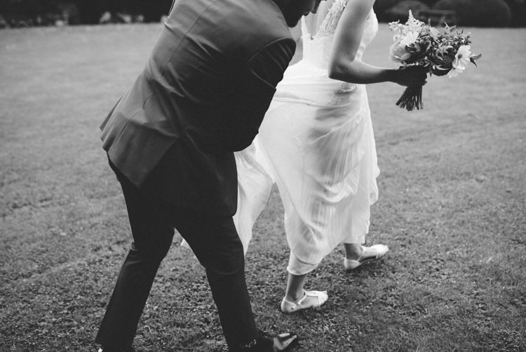 Floral Autumn Country House Wedding http://pearbearphotography.com/