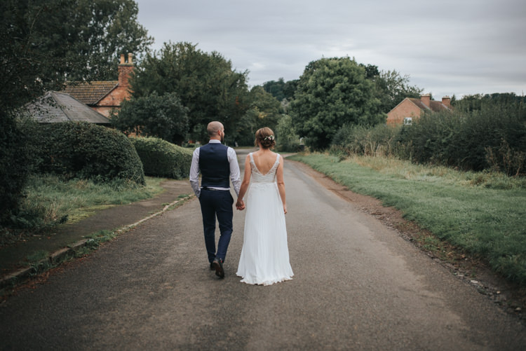 Floral Autumn Country House Wedding http://pearbearphotography.com/