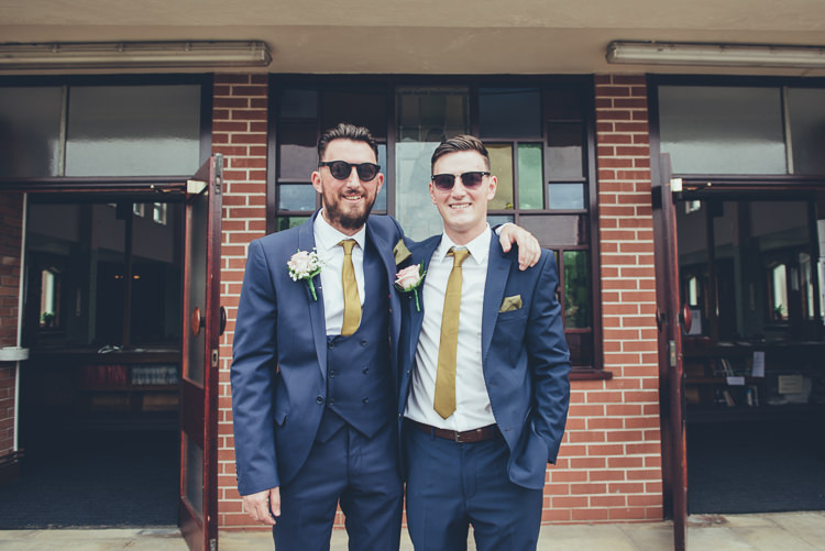 Bespoke Rustic Homespun Wedding http://lisahowardphotography.co.uk/