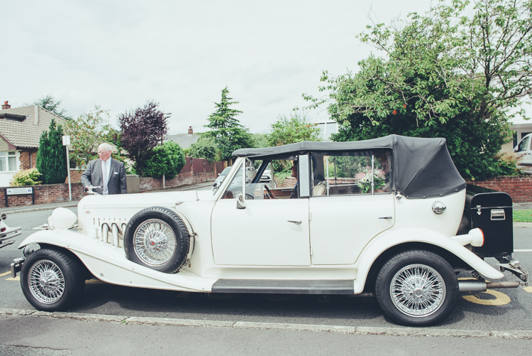 Bespoke Rustic Homespun Wedding http://lisahowardphotography.co.uk/