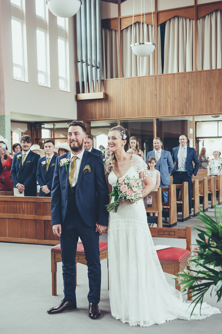 Bespoke Rustic Homespun Wedding http://lisahowardphotography.co.uk/