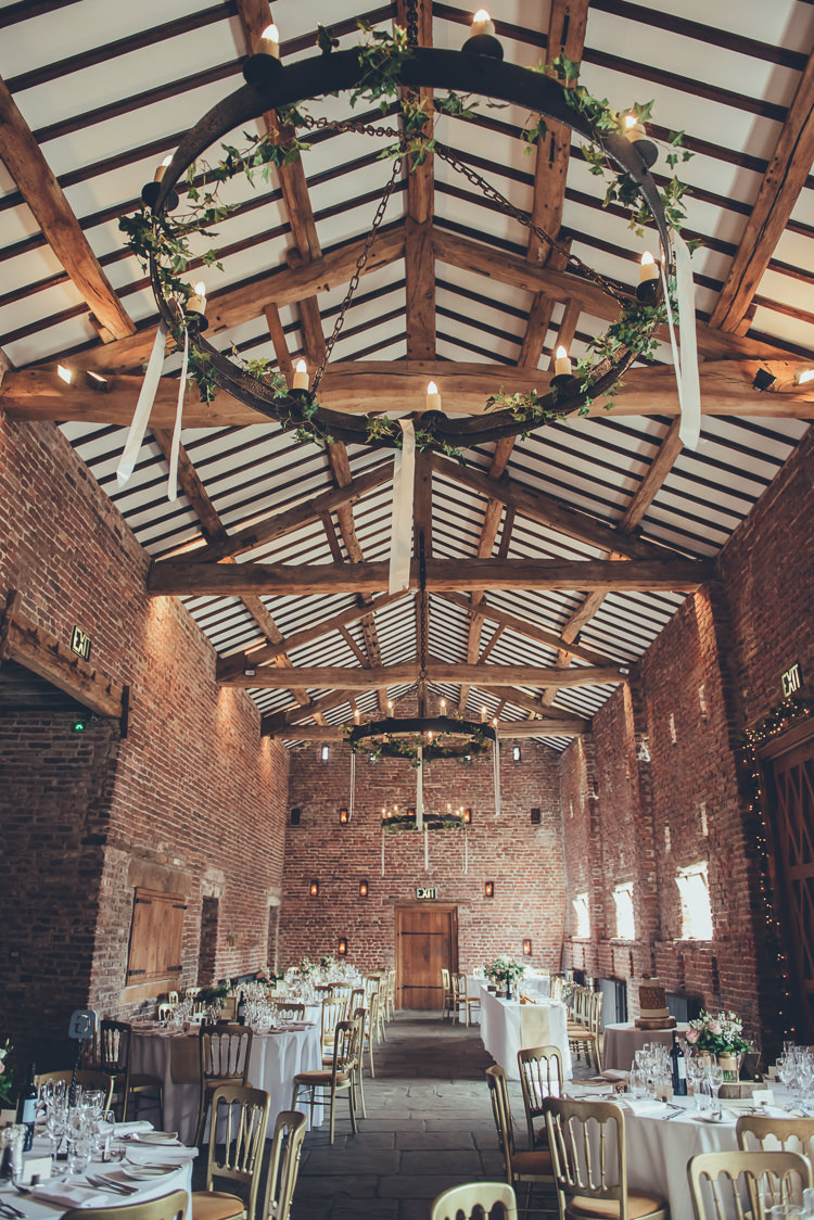 Barn Bespoke Rustic Homespun Wedding http://lisahowardphotography.co.uk/